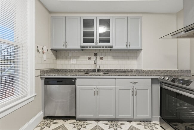 Photo - 20 Bennett St Unit 1L