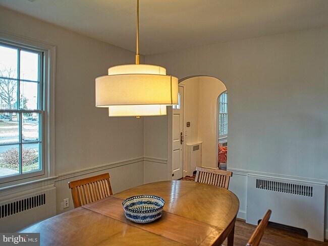 Photo - 4643 16th St NW
