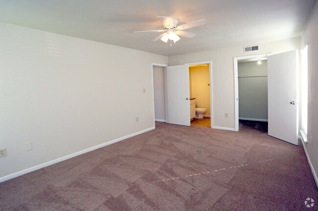 Photo - Bent Creek II