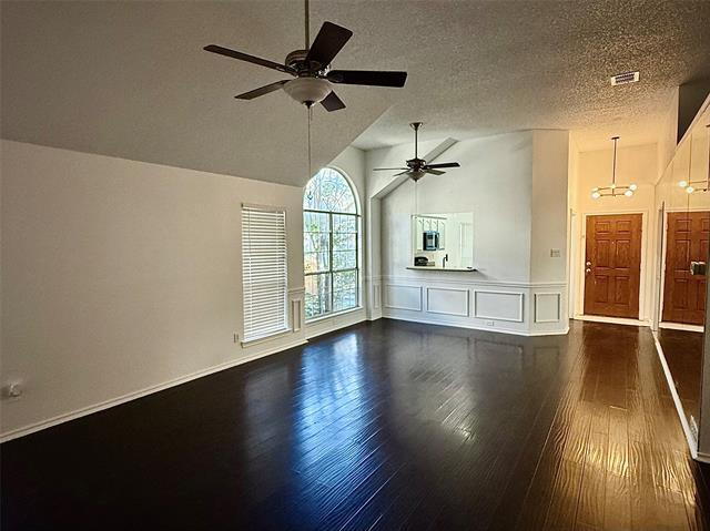 Photo - 3047 Renaissance Ct