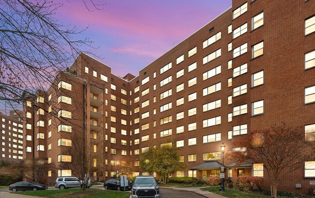 Photo - 3601 Greenway Unit 101