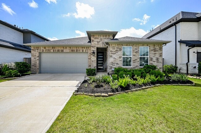 Building Photo - 9222 Dearborn Knoll Dr