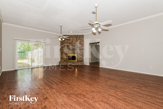 Photo - 1729 Creek Valley Rd