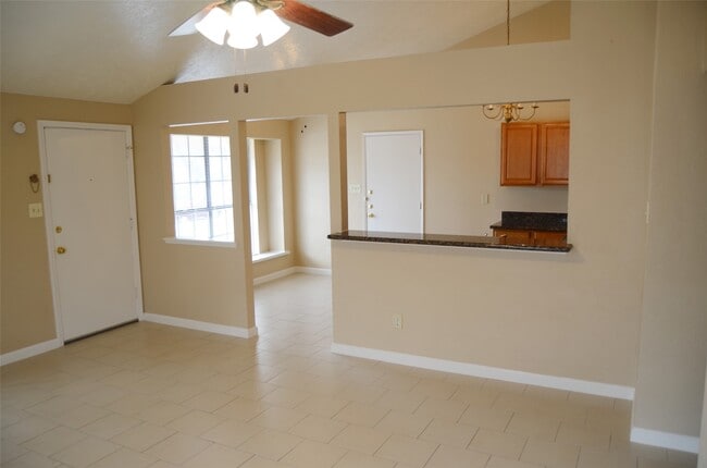 Photo - 17506 Bullis Gap Dr