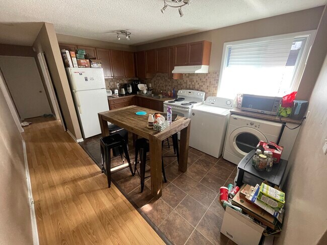 Photo - B-63 Nelson St Unit B