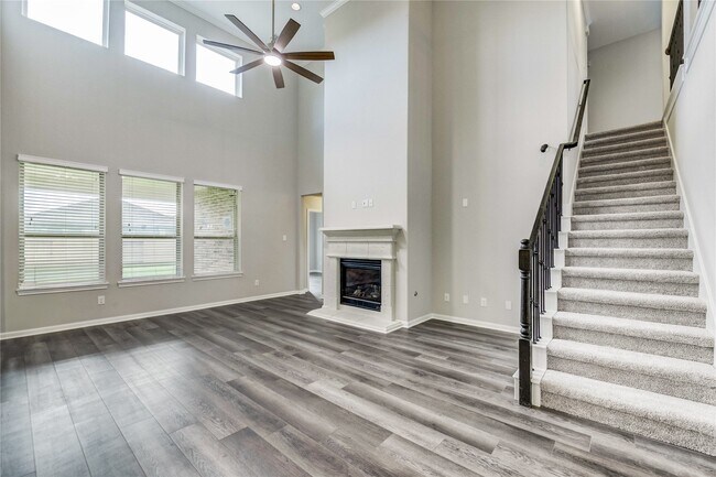 Photo - 3834 Supremes Trail