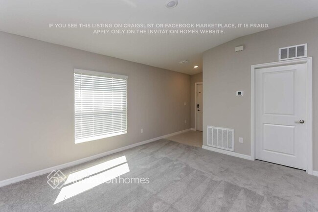 Photo - 8638 41st Ave E