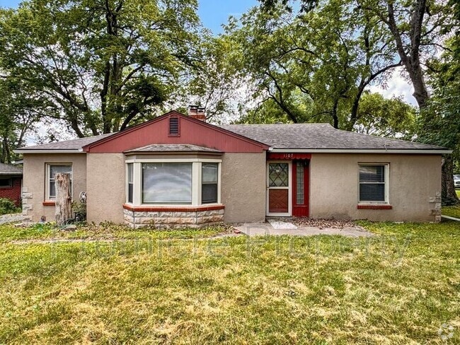 Building Photo - 1107 W 27th St S Rental