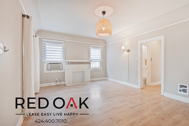 Photo - 7660 Fountain Ave Unit 7660