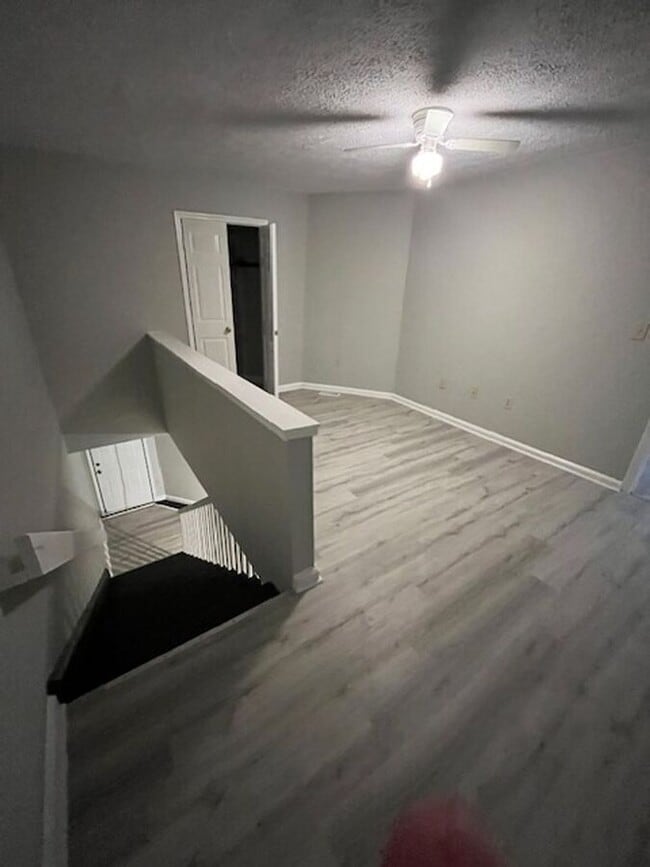 Photo - 14 A St