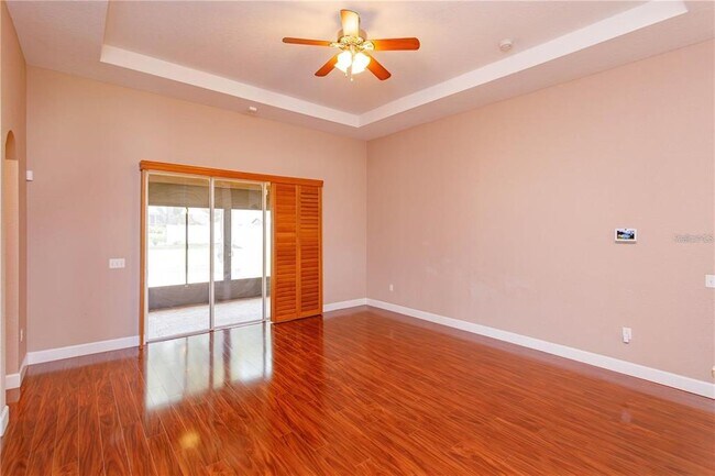 Photo - 135 Eloise Oaks Dr
