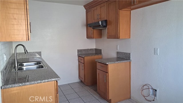 Photo - 1950 N Sierra Way Unidad 1