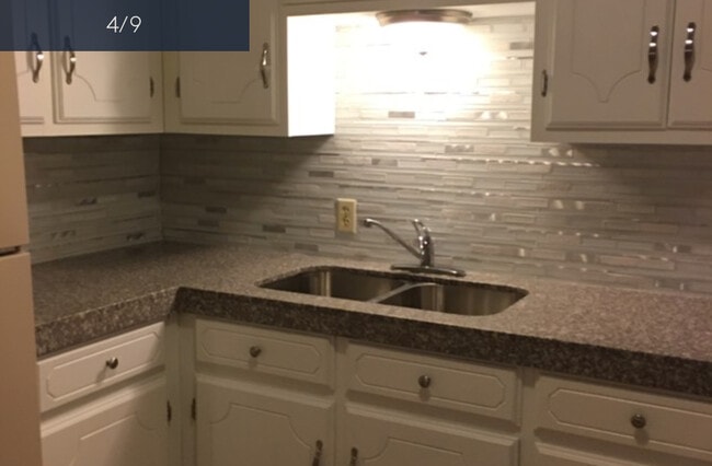 Building Photo - 312 Gastel Cir