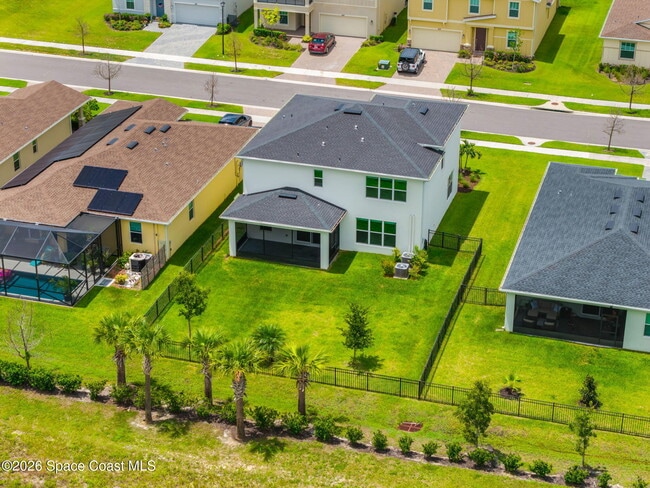 Photo - 640 Veridian Cir NW