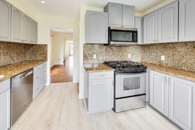 Photo - 163 Clearfield Dr