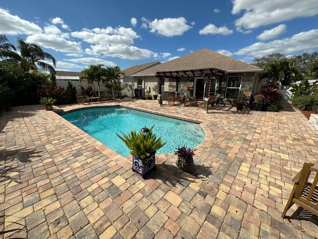 Stunning 4-bedroom, 2-bath pool home with ... - Stunning 4-bedroom, 2-bath pool home with ...