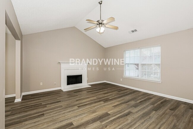 Photo - 125 Fairhaven Tr