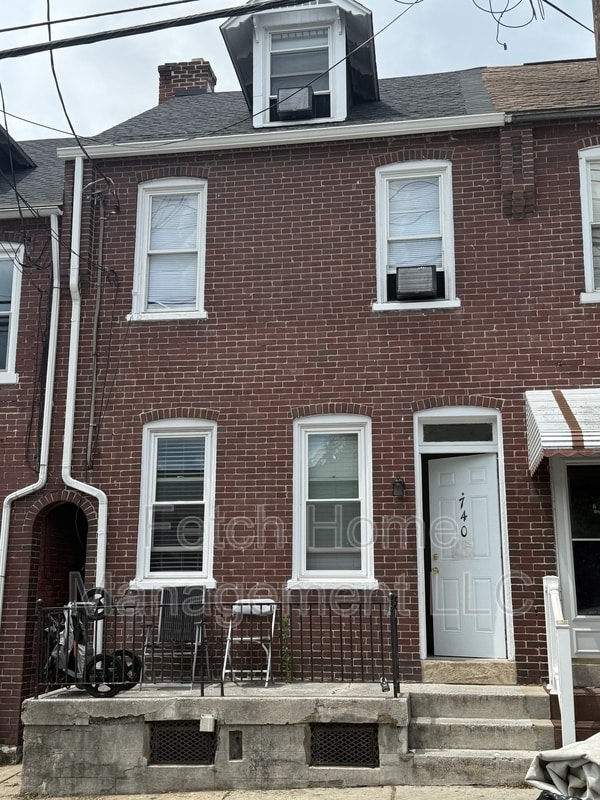 Photo - 740 S Queen St Condo