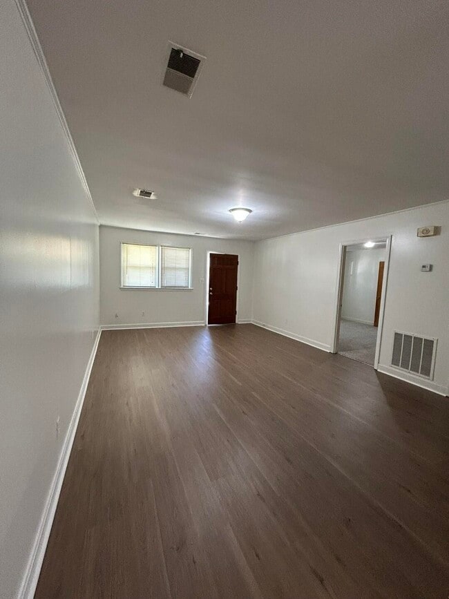 Photo - 326 W Hampton Ave