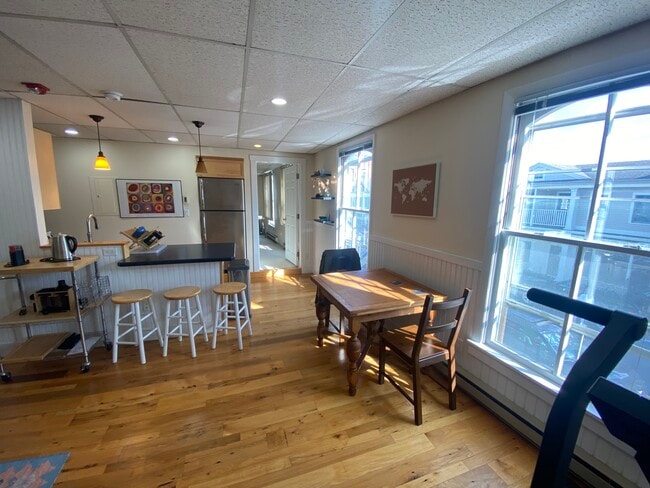 Photo - 38 W Main St Unit 3