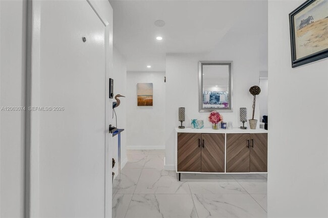 Photo - 18071 Biscayne Blvd Unit 901