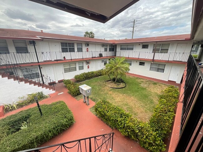 11605 Canal Dr Unit 9