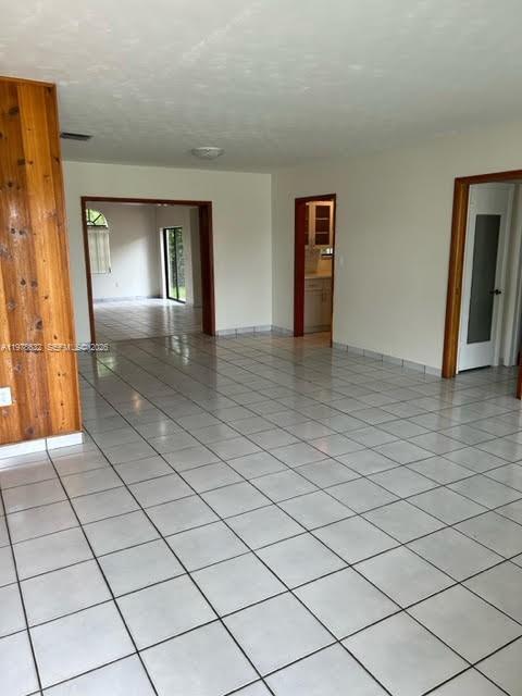 Photo - 5001 SW 90th Ct