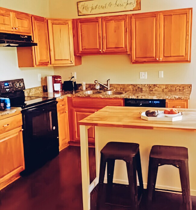 Photo - 1624 16th Ave S Unidad 201