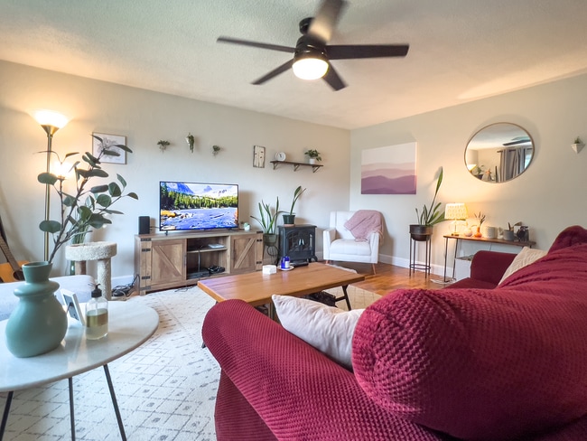Photo - Charming and Cared for 3 bedroom, 1 bath home in the Brentwood-Darlington Neighborhood.