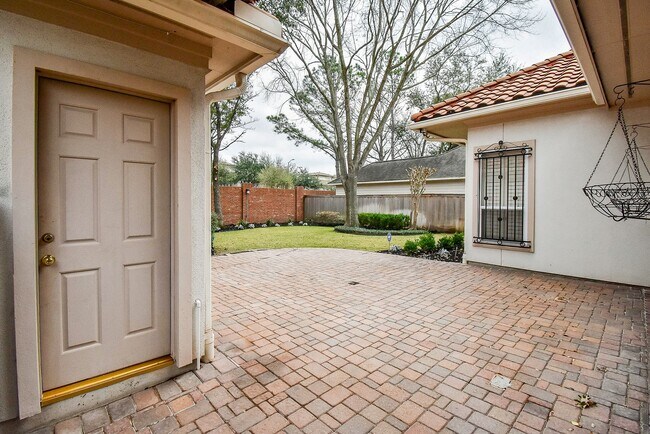 Photo - 3015 Bonnebridge Way Blvd