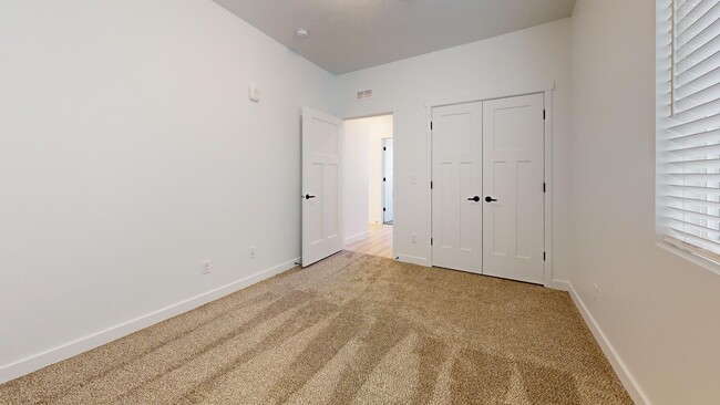 Photo - 1136 W 250 S