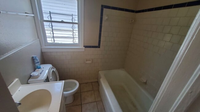 Photo - 1111 Georgia Ave