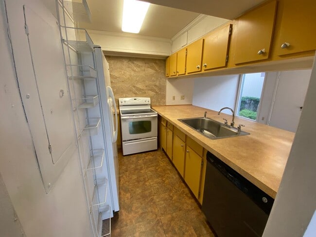 Photo - Two Story Unit in Grenelefe