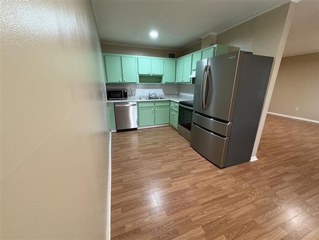 Photo - Rent Ready *** Cozy Condo in A Great Location*** Unit H