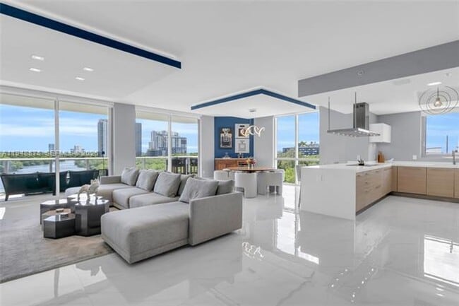 Photo - 17111 Biscayne Blvd Unit 17111 Biscayne Blvd  602