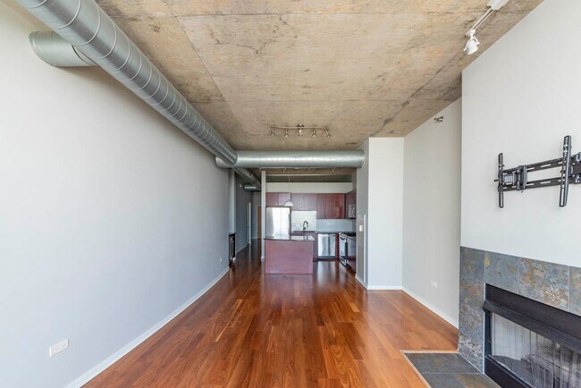 Photo - 700 N Larrabee St Unit 1902