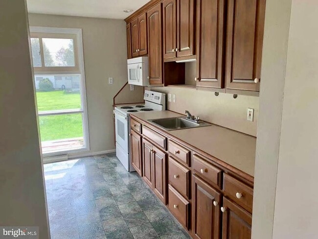 Photo - 3 Bedroom Rancher in Fireside