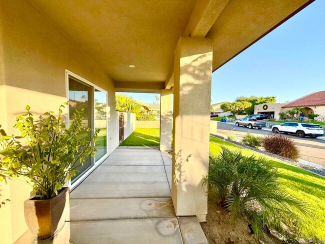 Photo - 1330 W Ridgeview Dr