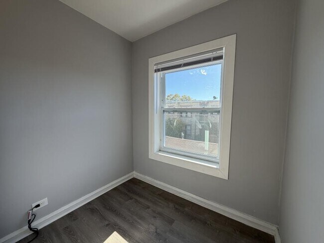 Photo - 0 bedroom in Chicago IL 60626 Unit 305