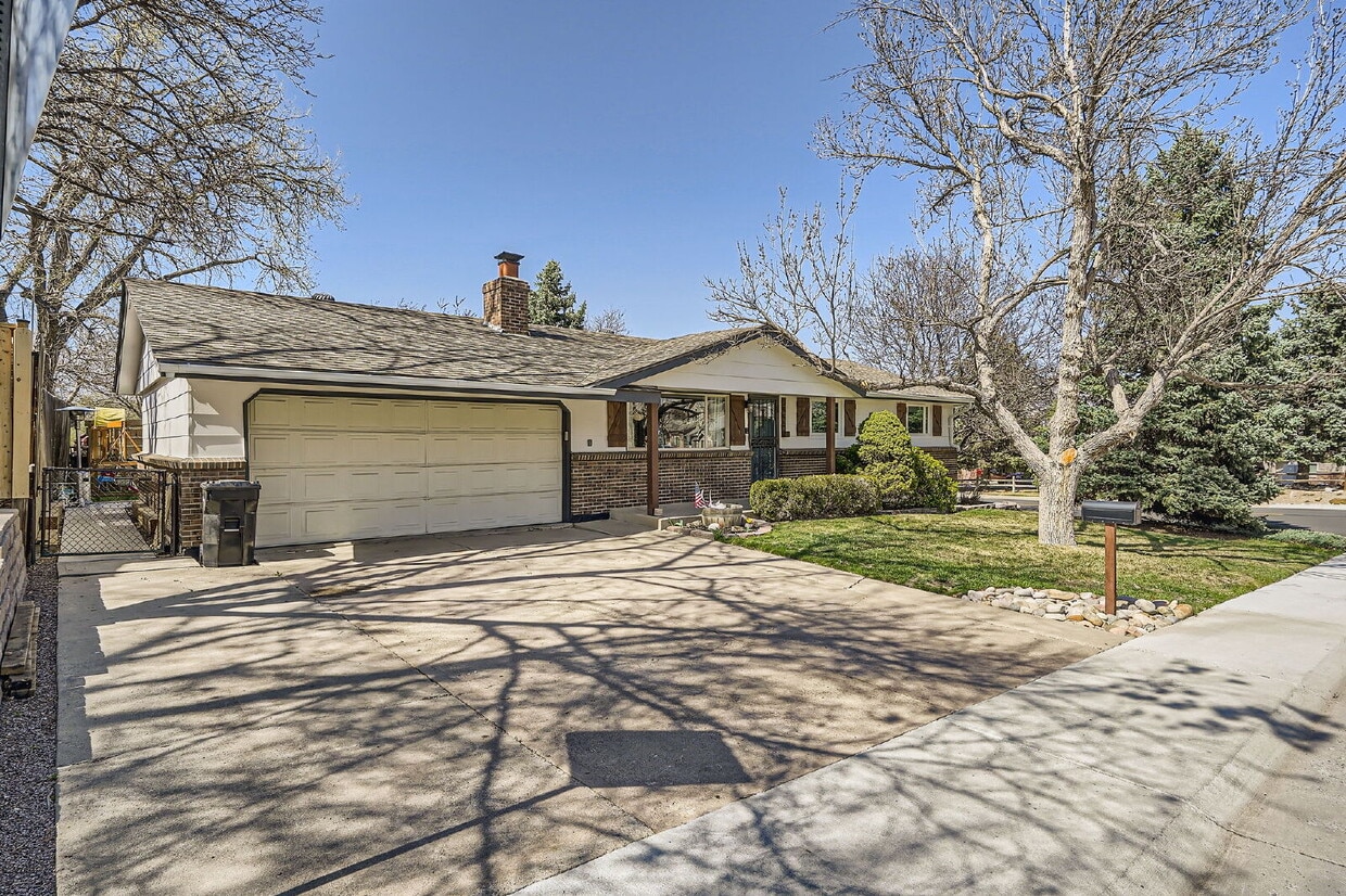 Available June! Charming House for rent in... - Available June! Charming House for rent in...