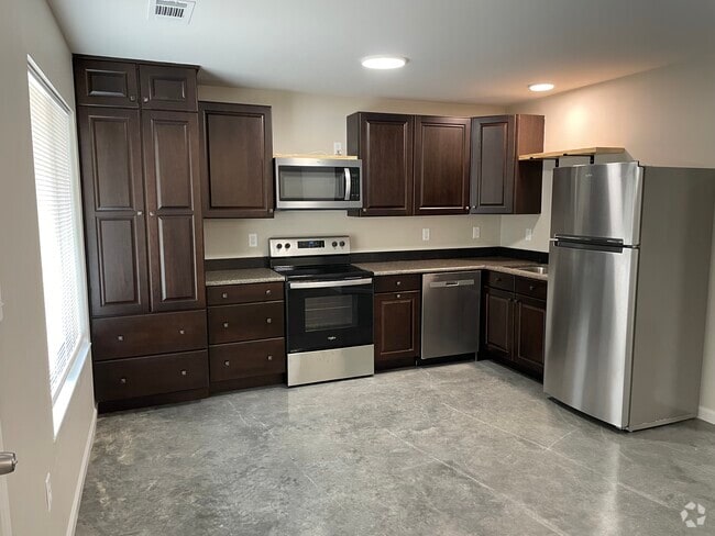 Building Photo - 13728 Mail Rte Rd Unit B Rental