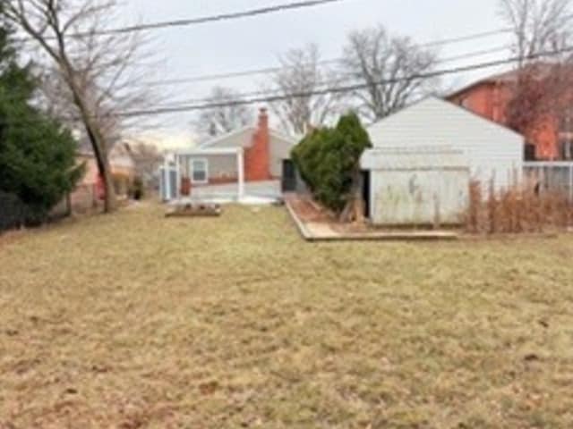 Photo - 6902 Lyons St