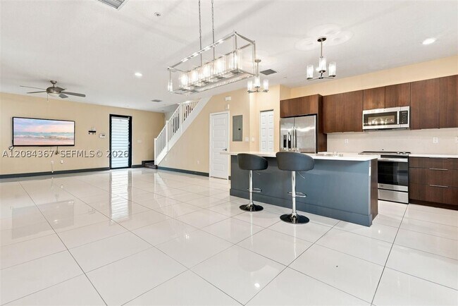 Photo - 10455 NW 82nd St Unit 10
