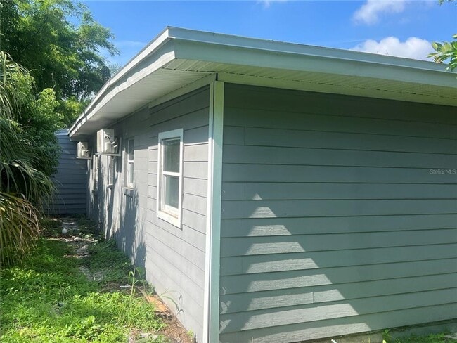 Photo - 2002 E 33rd Ave