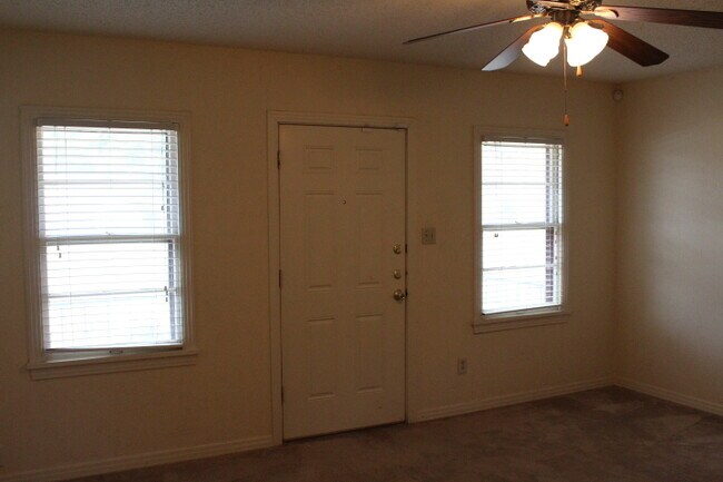 Photo - 2724 37th St