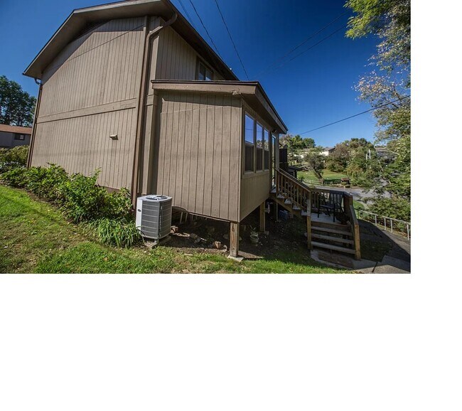 Photo - 163 Cherrywood Villa