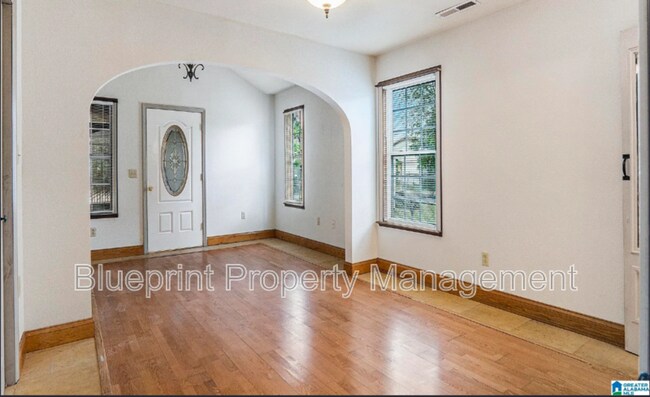 Photo - 1726 1st Pl S