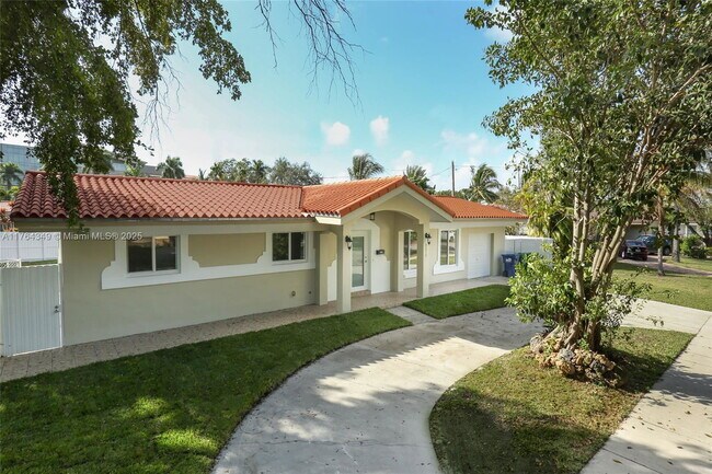 Photo - 8870 SW 87th St Casa