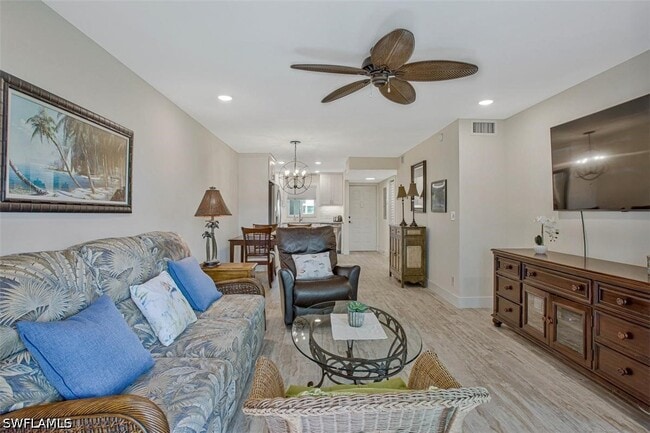 Building Photo - 4298 27th Ct SW Unit 101
