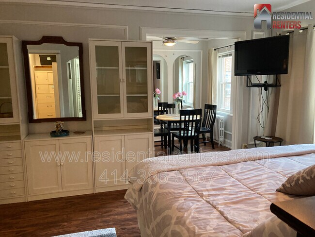 Photo - 1028 E Juneau Ave Unidad 209